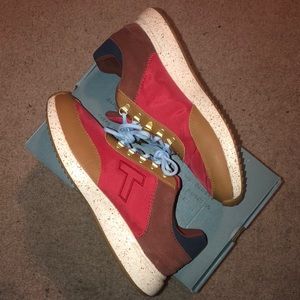 Toms Arroyo Waterproof Sneakers